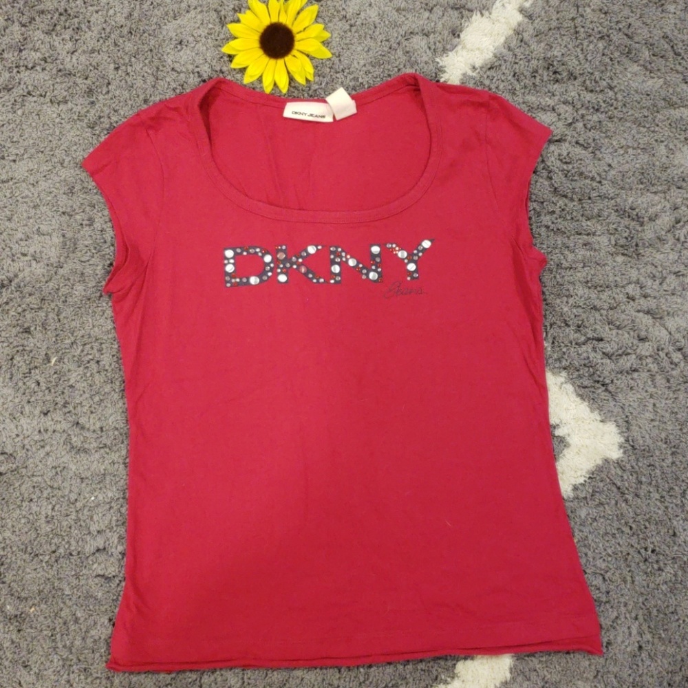 DKNY